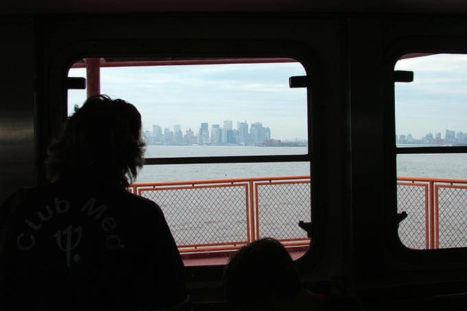 Auf Staten Island Ferry, Blick Richtung Manhattan
